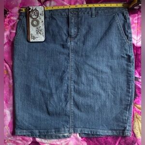 Liz Claiborne Womens Blue Skirt Denim Dark Blue Size 14